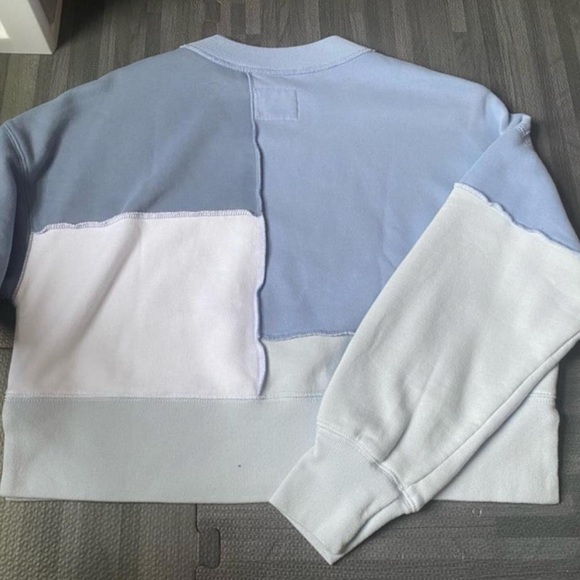 Abercrombie & Fitch Patchwork Crew Neck Sweater - Picture 4 of 4